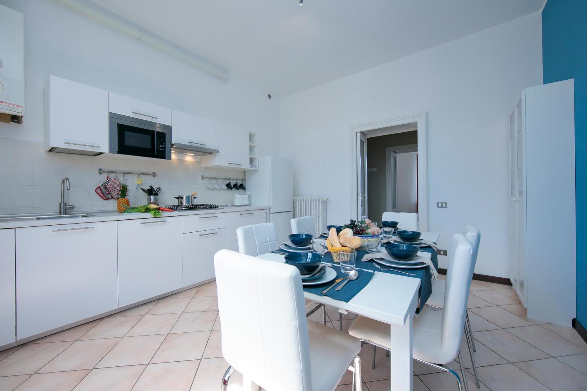Residenza Oleandro Lake View Luino Center - Happy Rentals Bagian luar foto