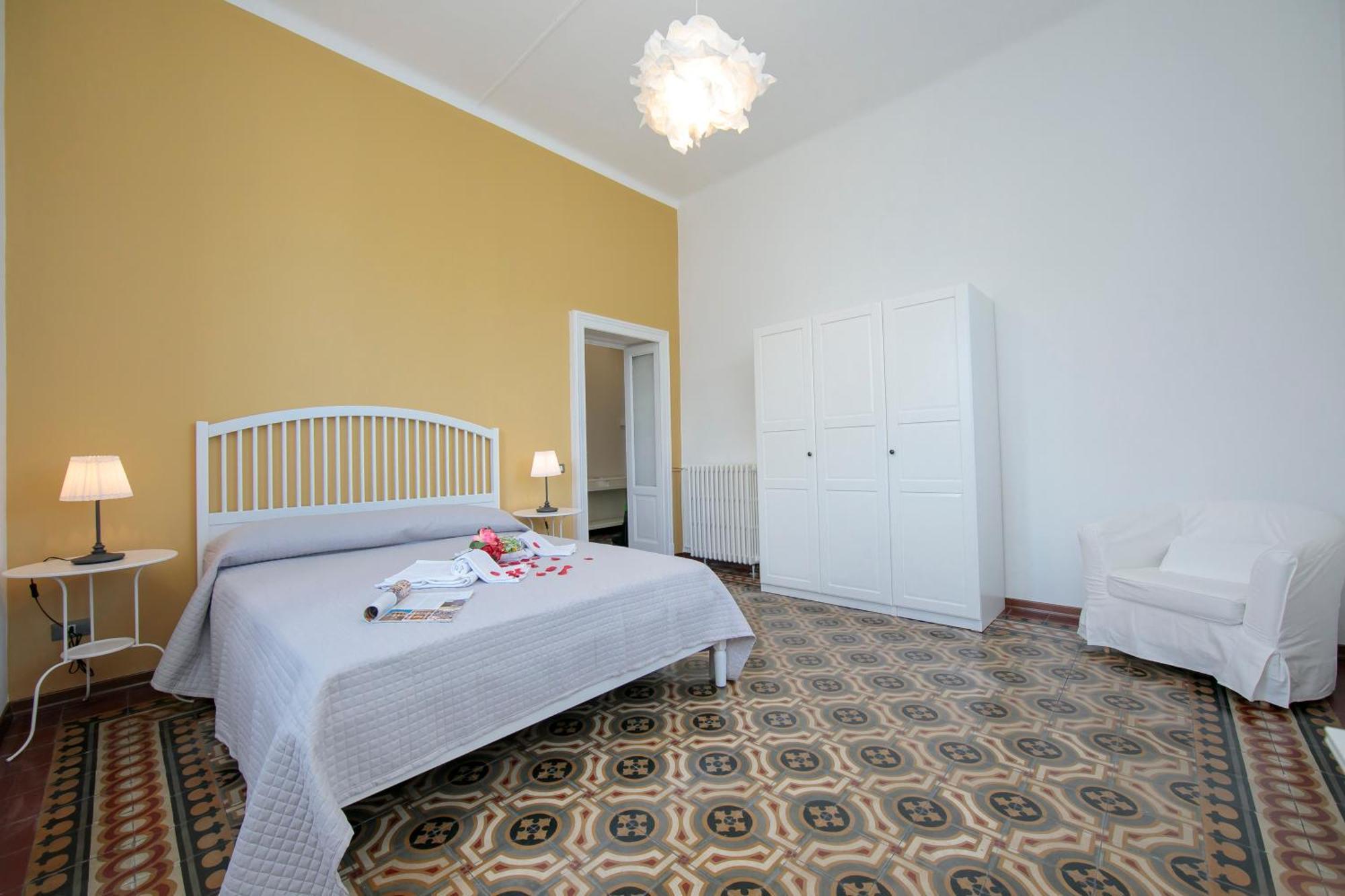 Residenza Oleandro Lake View Luino Center - Happy Rentals Bagian luar foto