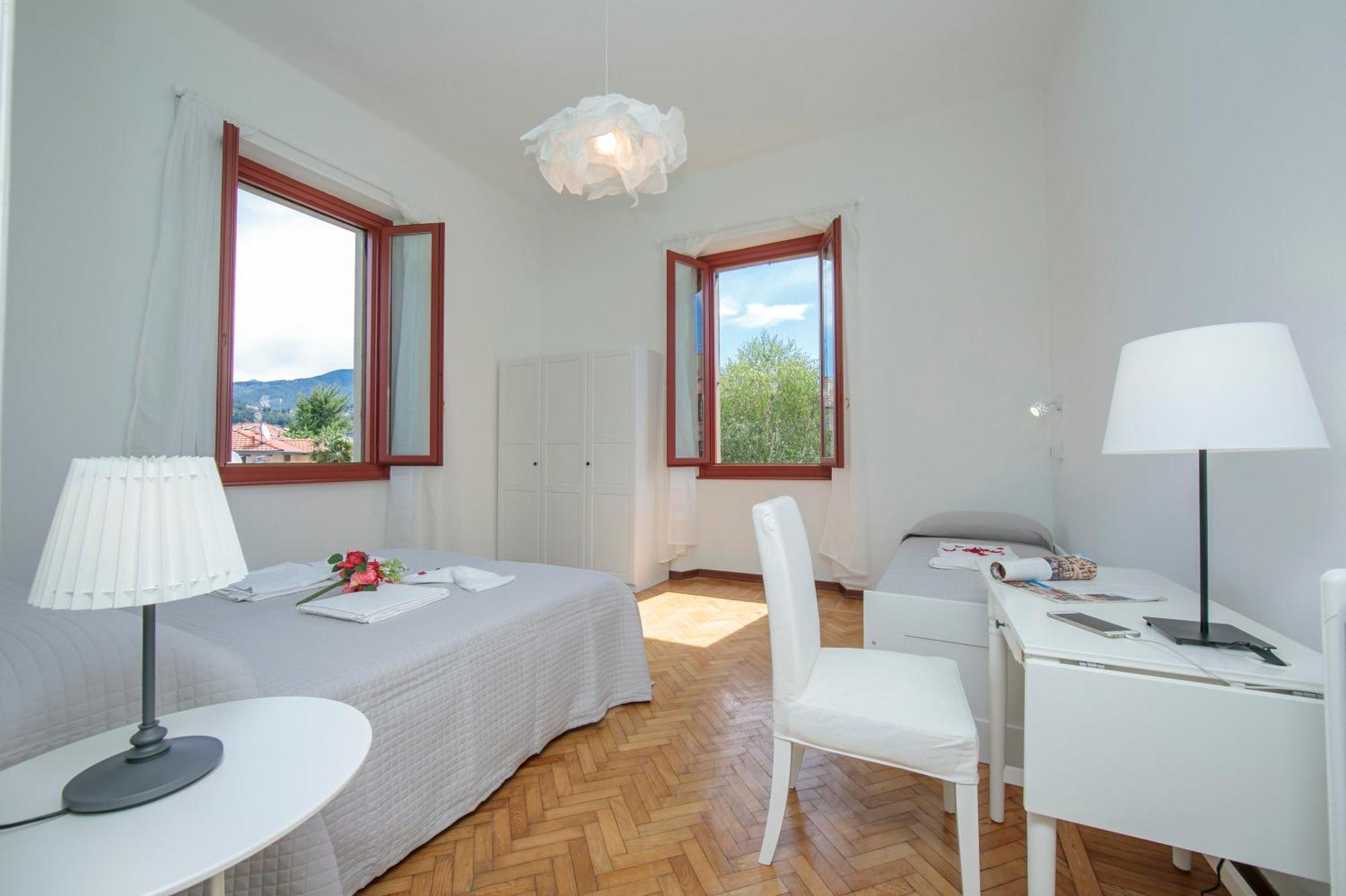 Residenza Oleandro Lake View Luino Center - Happy Rentals Bagian luar foto
